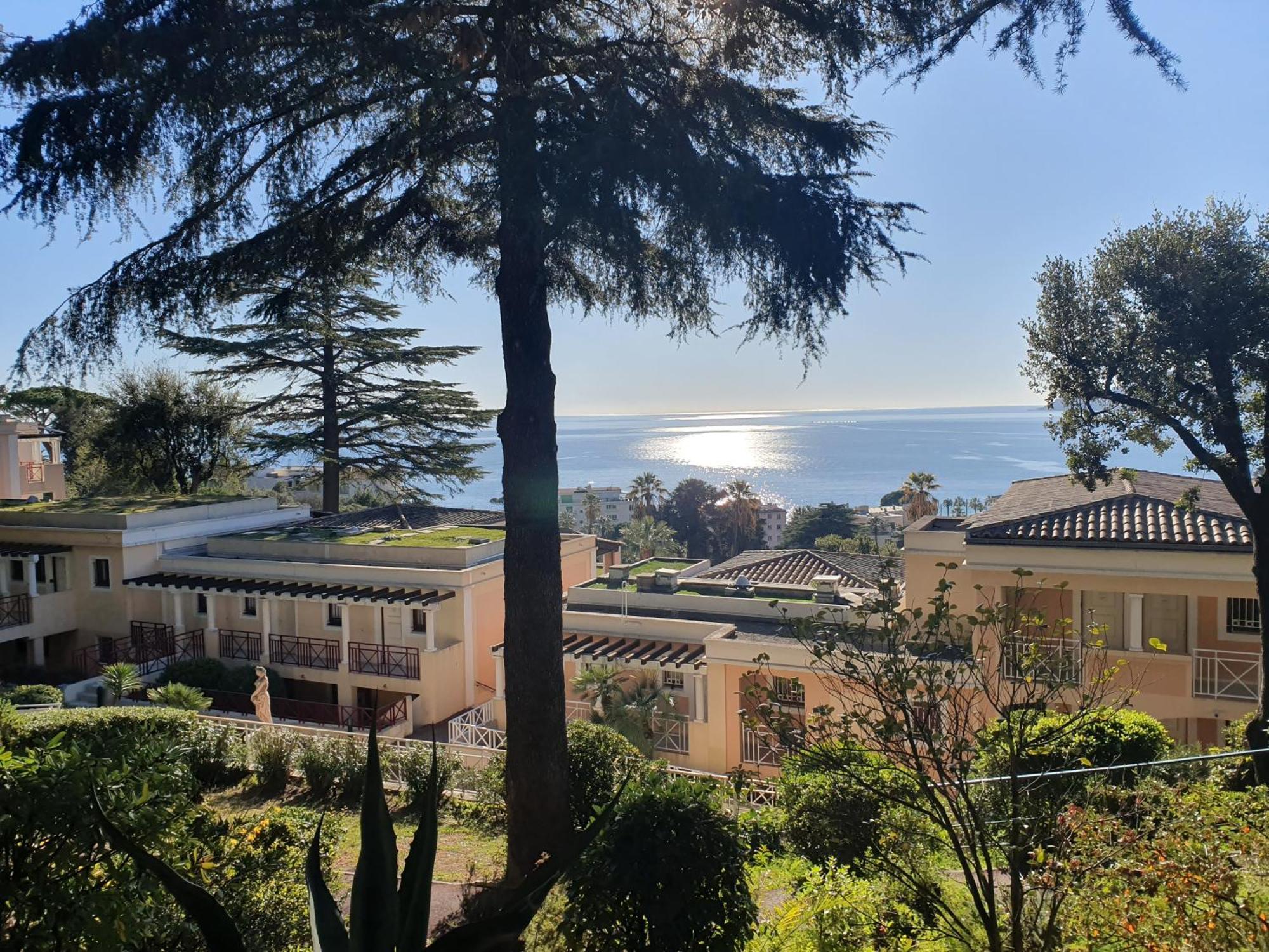 Cocon Cannois Cannes Buitenkant foto